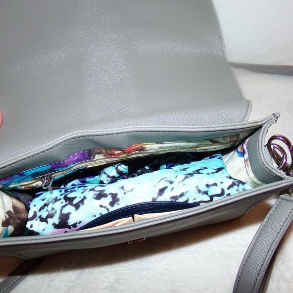 NEW SHARIF GRAY SMALL CROSSBODY BAG - Picture 7 of 13